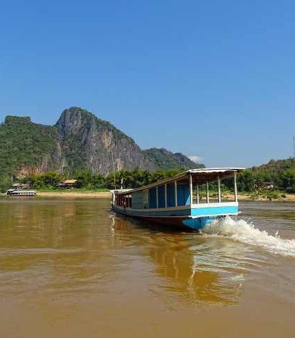 Melihat Keindahan Alam di Sekitar Batas Negara Laos